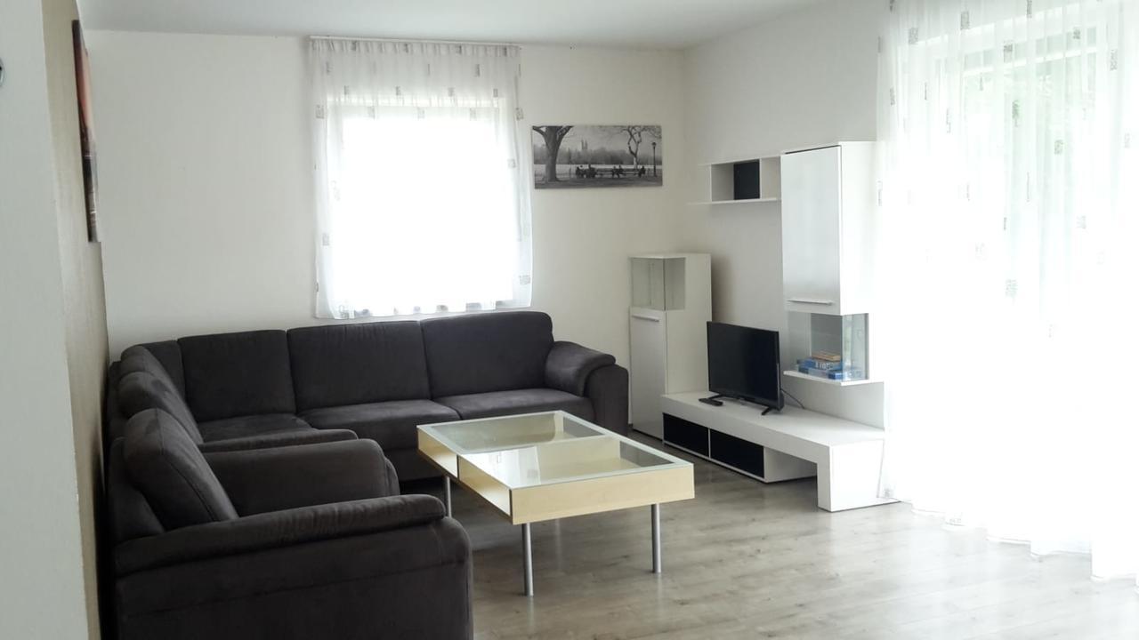 Ferienwohnung Hess 군즈부르크 외부 사진